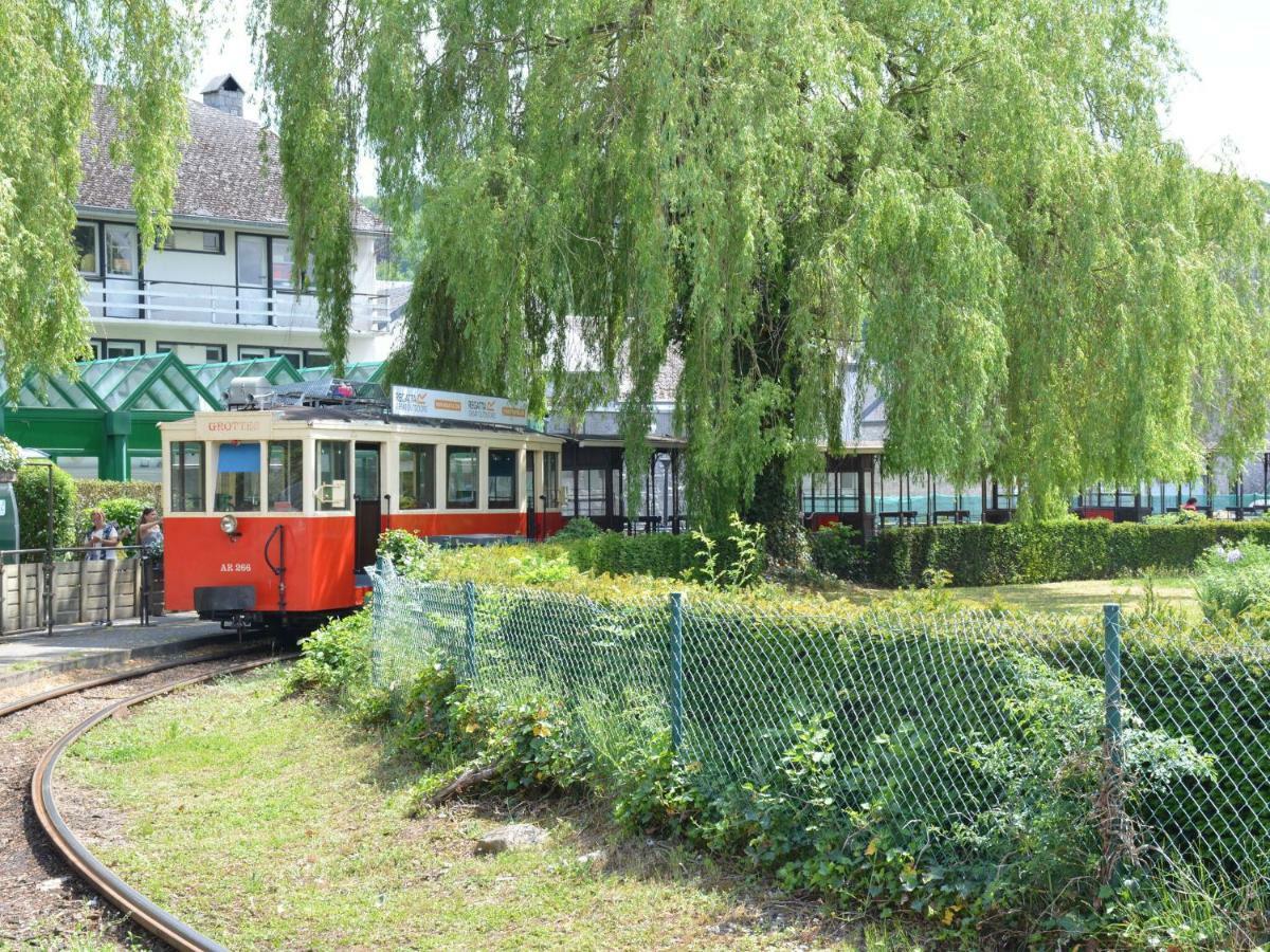 Lovely Holiday Home In Daverdisse With Terrace Zewnętrze zdjęcie